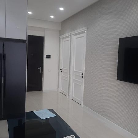 Holiday Centrum Erivan Exterior foto